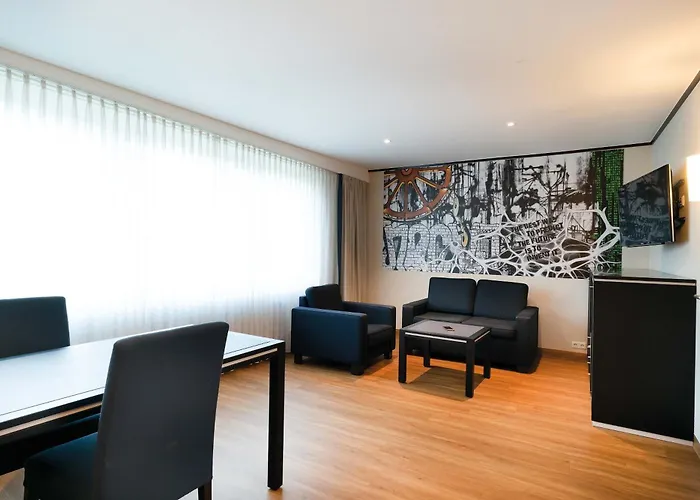 Seminaris Aparthotel 4*