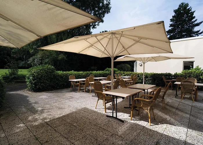 Seminaris מלון דירות 4*