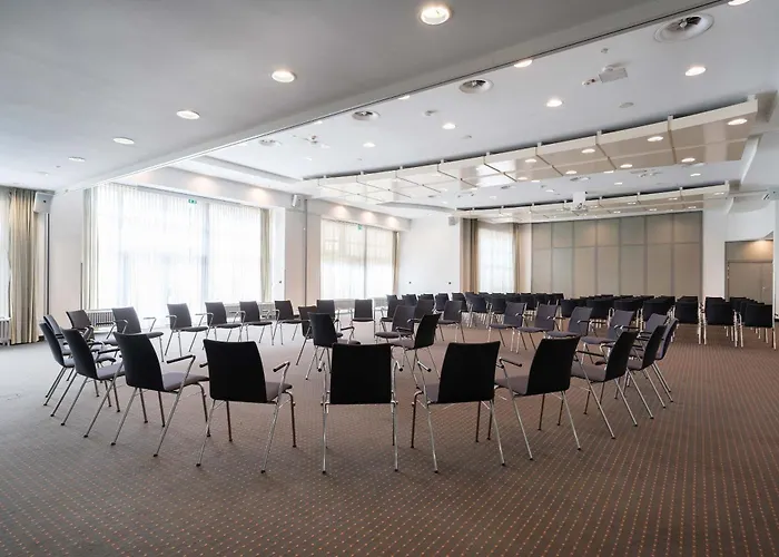 Seminaris 4* באד הונף אם ריין