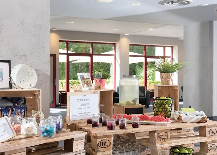 Seminaris מלון דירות 4*